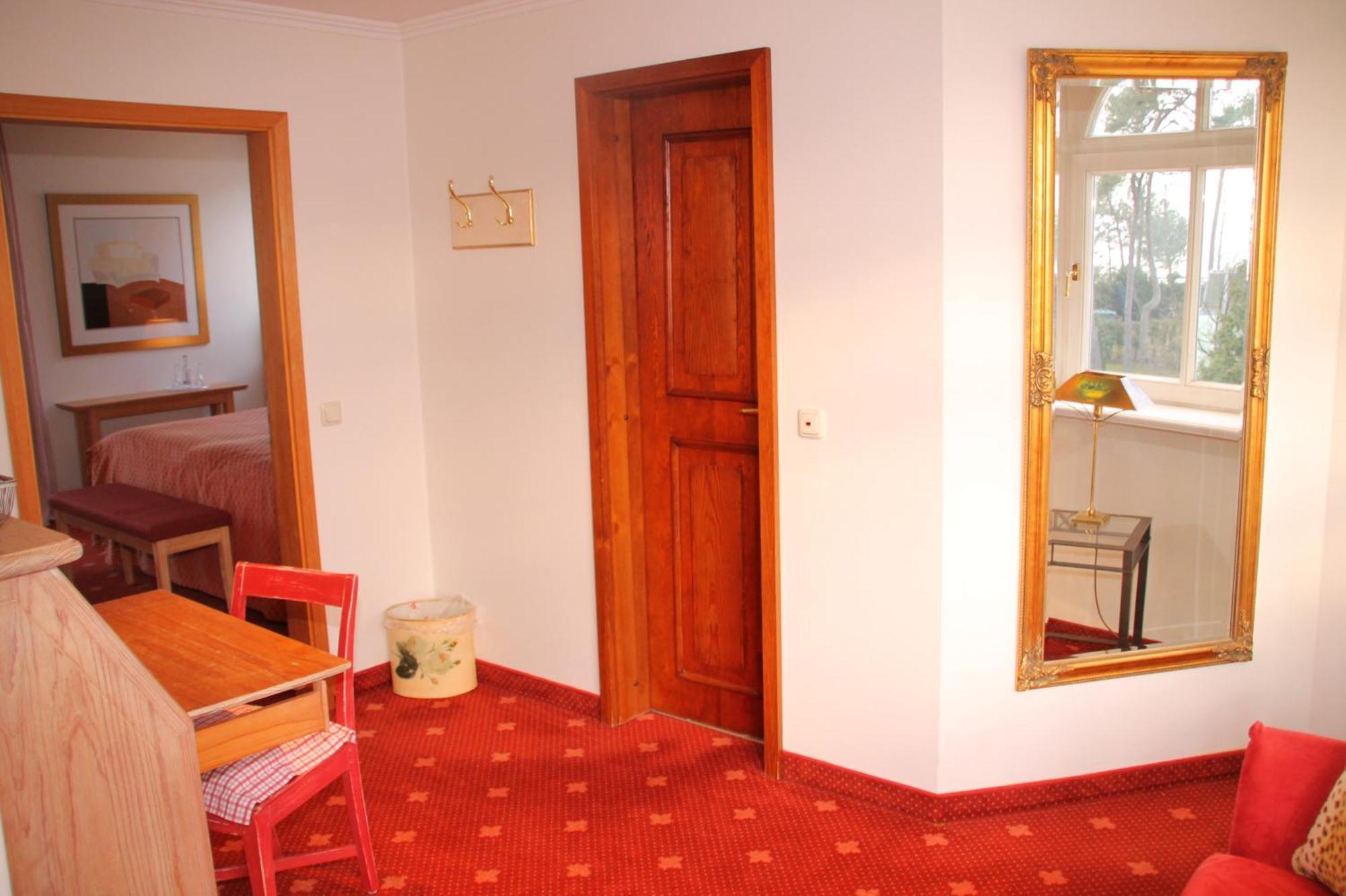 Romantik Im Hotel Villa Roehl Timmendorfer Strand Habitación foto